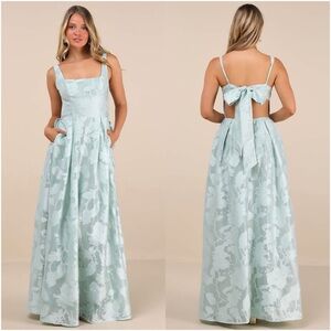 LULU’S Perfected Aura Sage Jacquard Tie-Back Maxi Dress With Pockets